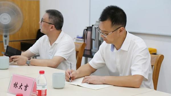 德曼節(jié)能智慧云管控服務(wù)到底有什么特色，頻頻吸引市委領(lǐng)導(dǎo)前來調(diào)研？
